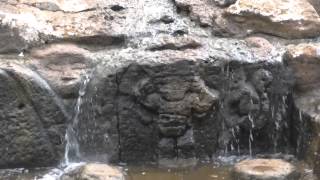 preview picture of video 'Explicación sobre las figuras en piedra en el Lavapatas (San Agustín, Huila)'