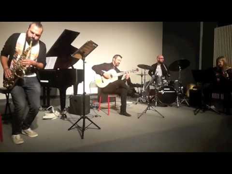 CARLO GRAVINA - SPAIN (C. KOREA) play standard - solo sax