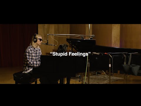 ​ 220 KID  & LANY - Stupid Feelings (stripped)