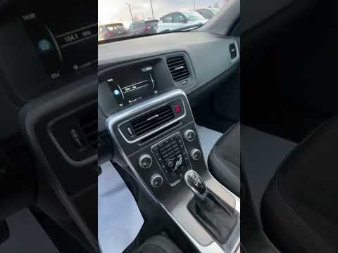 фото volvo v60 i рестайлинг 0