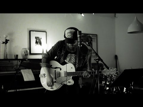 Ludwig Hart - Chasing Gold [Music Video]