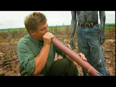 Ray Mears - Playing a Yidaki, Ray Mears Goes Walkabout