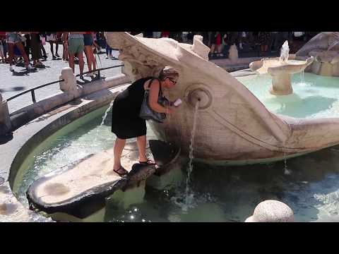 Fontana della Barcaccia -  FOUNTAIN OF THE BOAT - PIAZZA DI SPAGNA ROMA