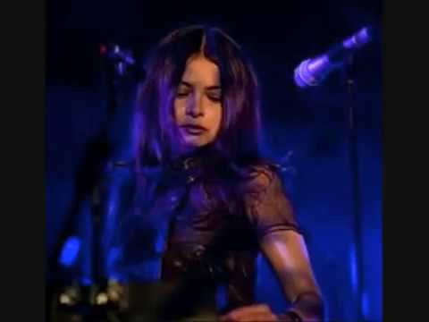 Mazzy Star - Look on Down From the Bridge - Live 2000, pt.11 - Copenhagen