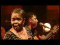 Cesaria Evora No Rex en Paris-Angola .avi 