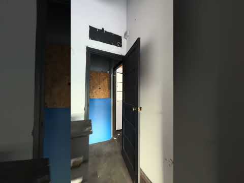 Video de YouTube - Local en Alquiler de 3 dormitorios  en Ciudad Vieja, Montevideo