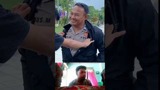 Download lagu Preman malak salah orang.  ternyata polisi 😆 #youtubeshorts #meme mp3