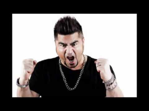 Lo Zoo di 105 - Massimino e la tipa della Mercedes -