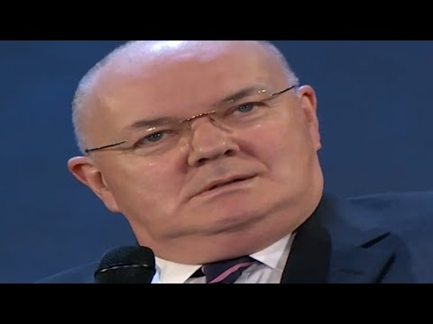 why is your cat paranoid...?