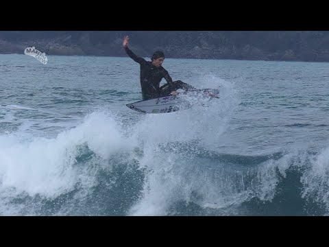 GABRIEL MEDINA SURFANDO MUITO EM MARESIAS !