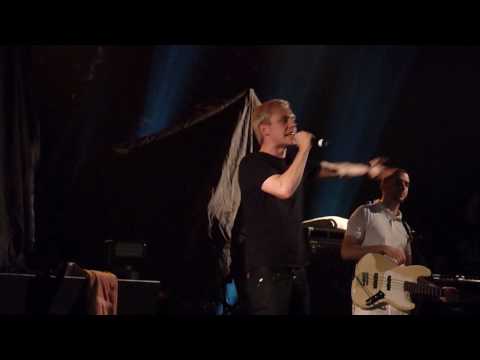 "YOUNG FOREVER" -MR HUDSON- *LIVE HD* NORWICH UEA LCR 15/10/09