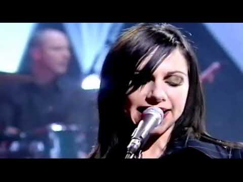 PJ HARVEY // 2001-10-12 Later With Jools Holland - This Is Love