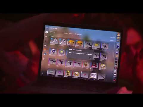 BR fan opens a case during the csgo major in rio