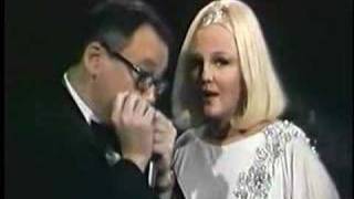 Peggy Lee and Toots Thielemans: Makin'Whoopee.