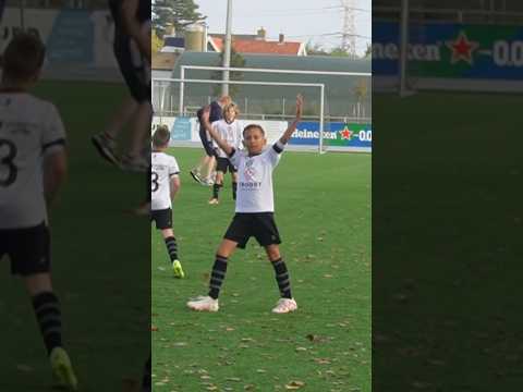 Goal Memphis tegen Zinkwegse Boys O9-1 ⚽️