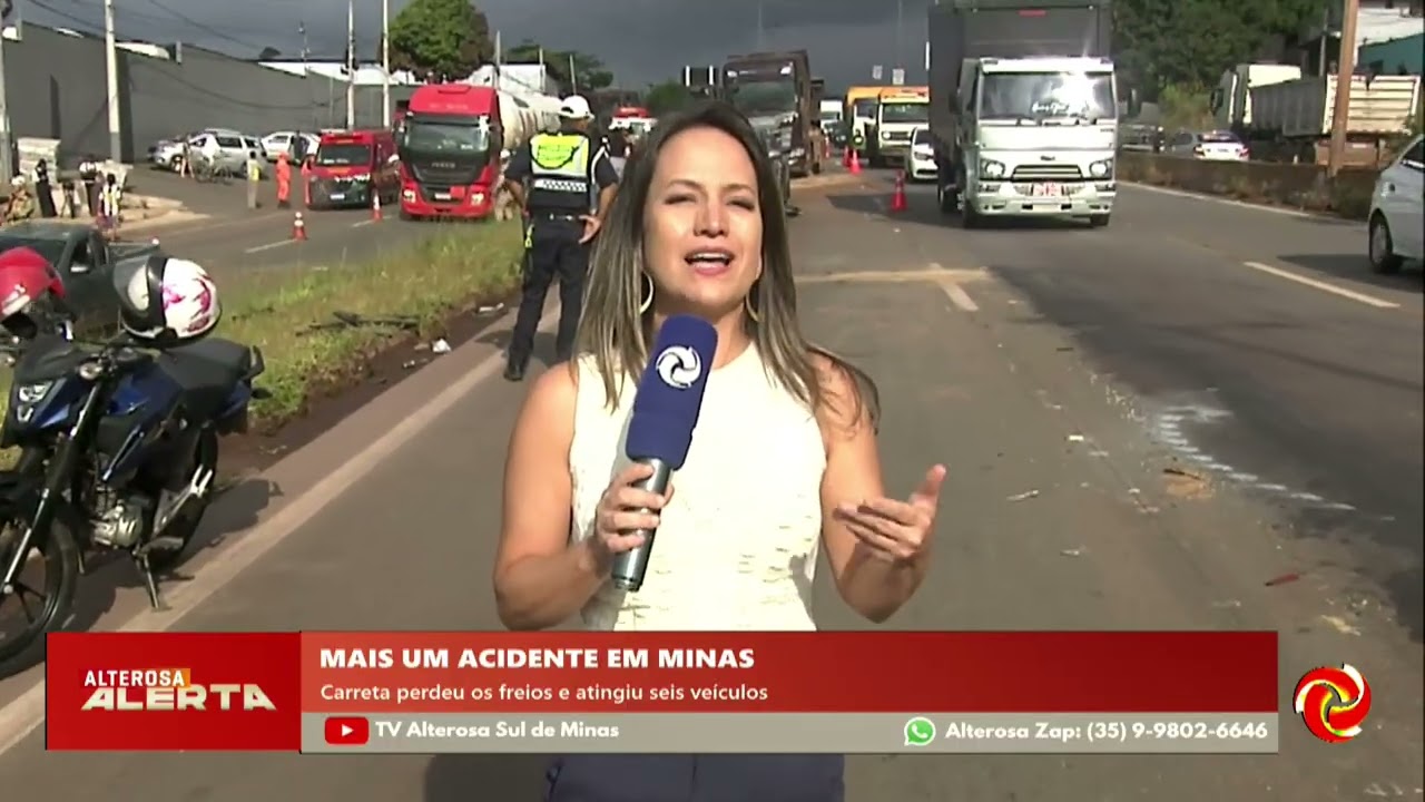 Carreta sem freios atinge seis veículos na capital mineira