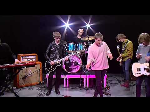 Meteoriffi - Jakso 3: The Scenes