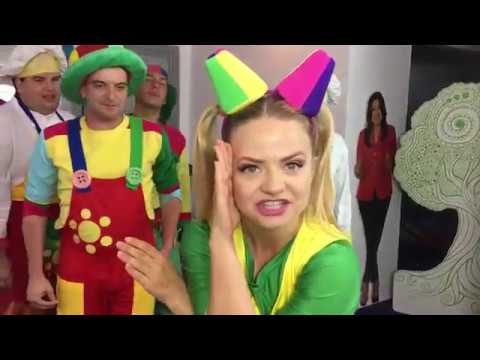 Duminica Zurli - Ne jucam sotron?