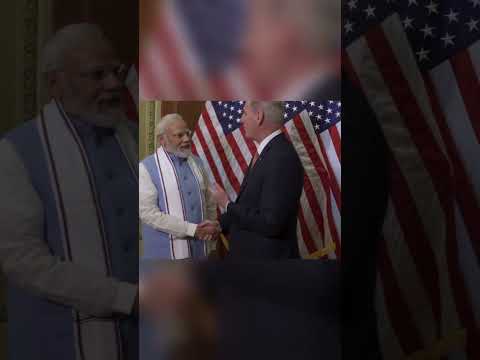 Modi saying Sapna Sapna😂... #modi #pm #india #english #funny #uneducated