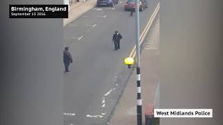 Brave unarmed police officers chase machete-wielding man