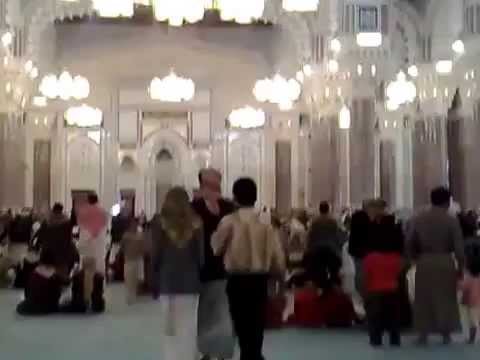 Al Saleh mošeja največja mošeja v Jemnu