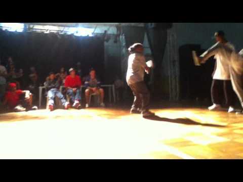 Batalha Johnny e Wallison Culu VS Augusto Guerra e Pitucho em Paraguaçu.MOV