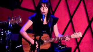 Rosi Golan - Lead Balloon