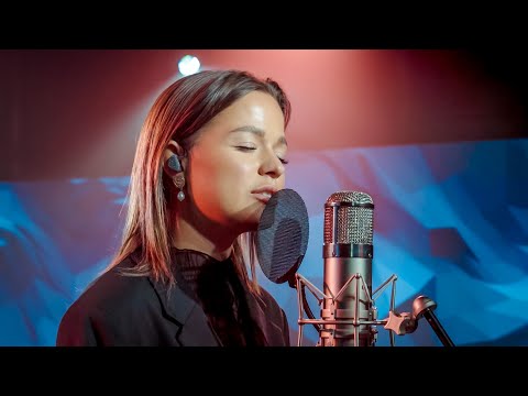 Pauline - Uit Mijn Hoofd (akoestisch) | Live bij Q