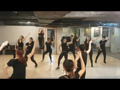 Girls girls - Deal dance cover by AnnieLin