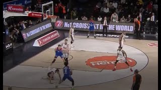Shane Larkin, Tarczeswki'nin başını döndürüyor