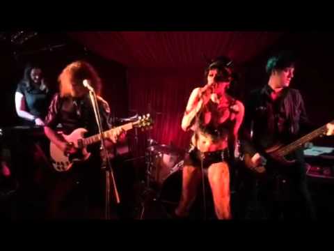 Bloody Betty and the Vampire Bats sing Lil' Devil