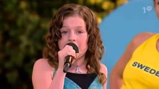 [014] Amy Diamond - Champion (Live Allsång På Skansen 2005)