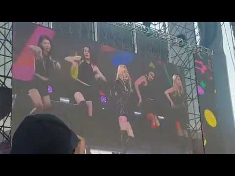 SMTOWN in Chile HYOYEON 효연 Wannabe Fancam