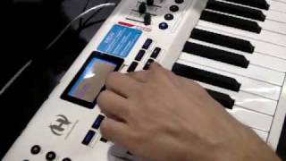 Video thumbnail for M-Audio Axiom Pro 49 by RockoNCompany
