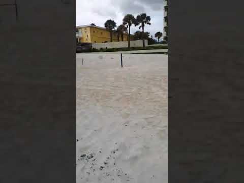 Had the ole hemi on Daytona Beach 2020