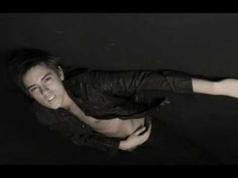 Piedod Man by Markus Riva