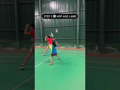 Simple footwork in 3 steps ✅ #badminton
