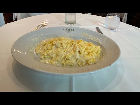 Eating the Original Fettuccini Alfredo 🇮🇹