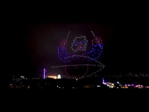 500 Drones Show at Isle of Wight Festival - YouTube