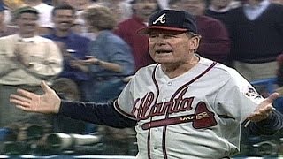 1992 WS Gm3: Bobby Cox ejected in ninth