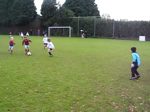 Zwaluwen Utrecht F8 tegen Maarssen F10 overtreding