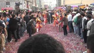 preview picture of video '2008 鹽水蜂炮 Yan-Shui Feng-Pao Firecrackers 02 遶境陣頭篇'