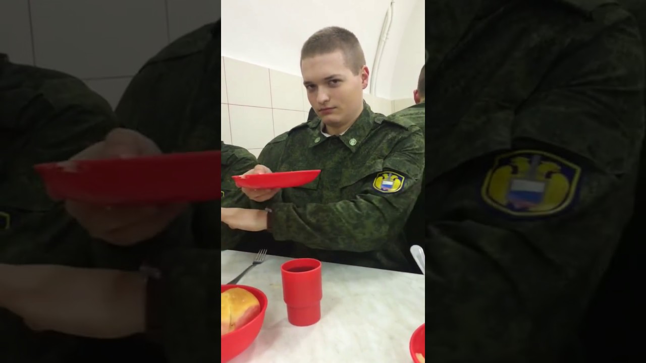 Армейские приколы - фокус из столовой