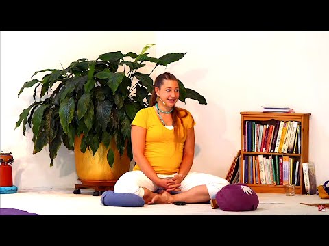 Rückenyoga mit Elena - Mittelstufe Yogastunde 09:15 Uhr 28.08.2020