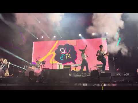 250426 QWER - 고민중독(T.B.H) 직캠 4K @SUPERNOVA VOX PRESENTS ALAN WALKER with K-POP IN TAIPEI
