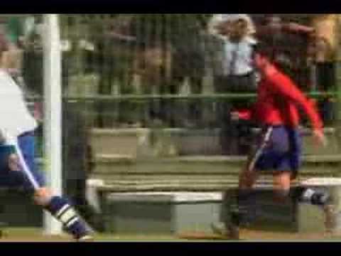 GERARD BUTLER - GAME OF THEIR LIVES -THEME FROM ROCKY