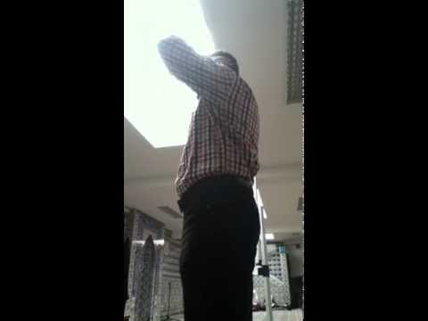 Imam Asmer Ujkanovic || Ezan (Arabische version)