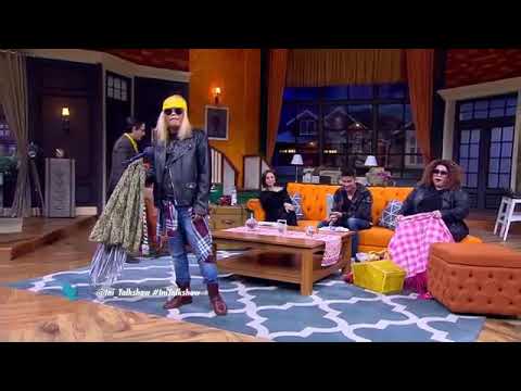 sule jadi axel rose mirip banget 👍👍👍artis multitalent 👍👍