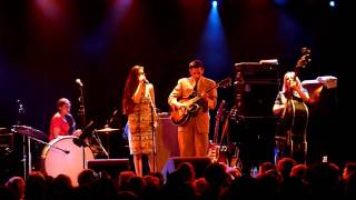 Kitty, Daisy and Lewis - Polly put the kettle﻿ on - Live 13-09-2011 in the Melkweg (Amsterdam) nr1