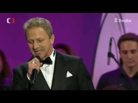 Koncert pro Jaroslava Uhlíře: T. Klus, M. Lambora, J. Polák - Inženýrská